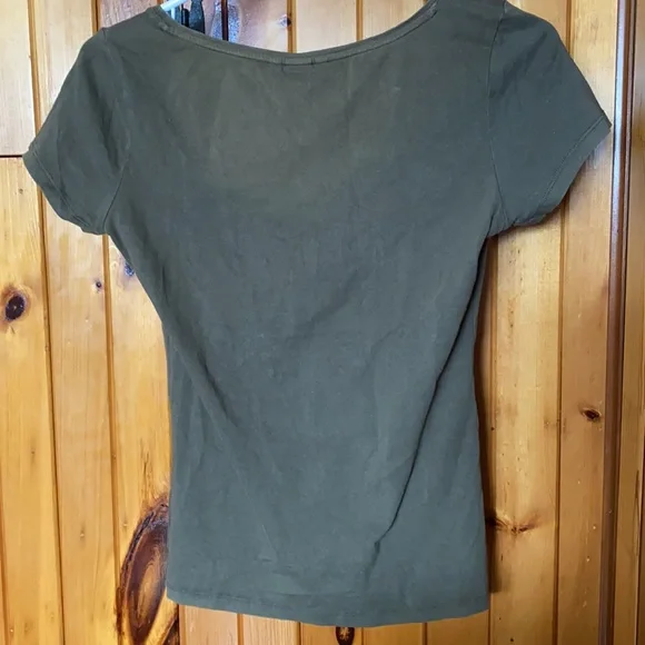 H&M basic tee - Picture 2 of 3